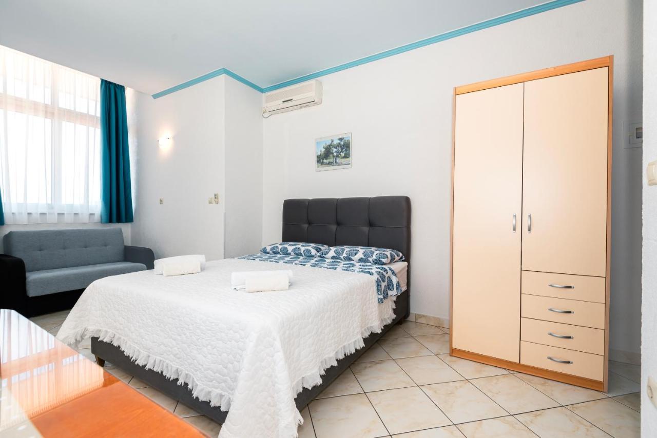 Apartments Plavi Biser Šibenik Oda fotoğraf