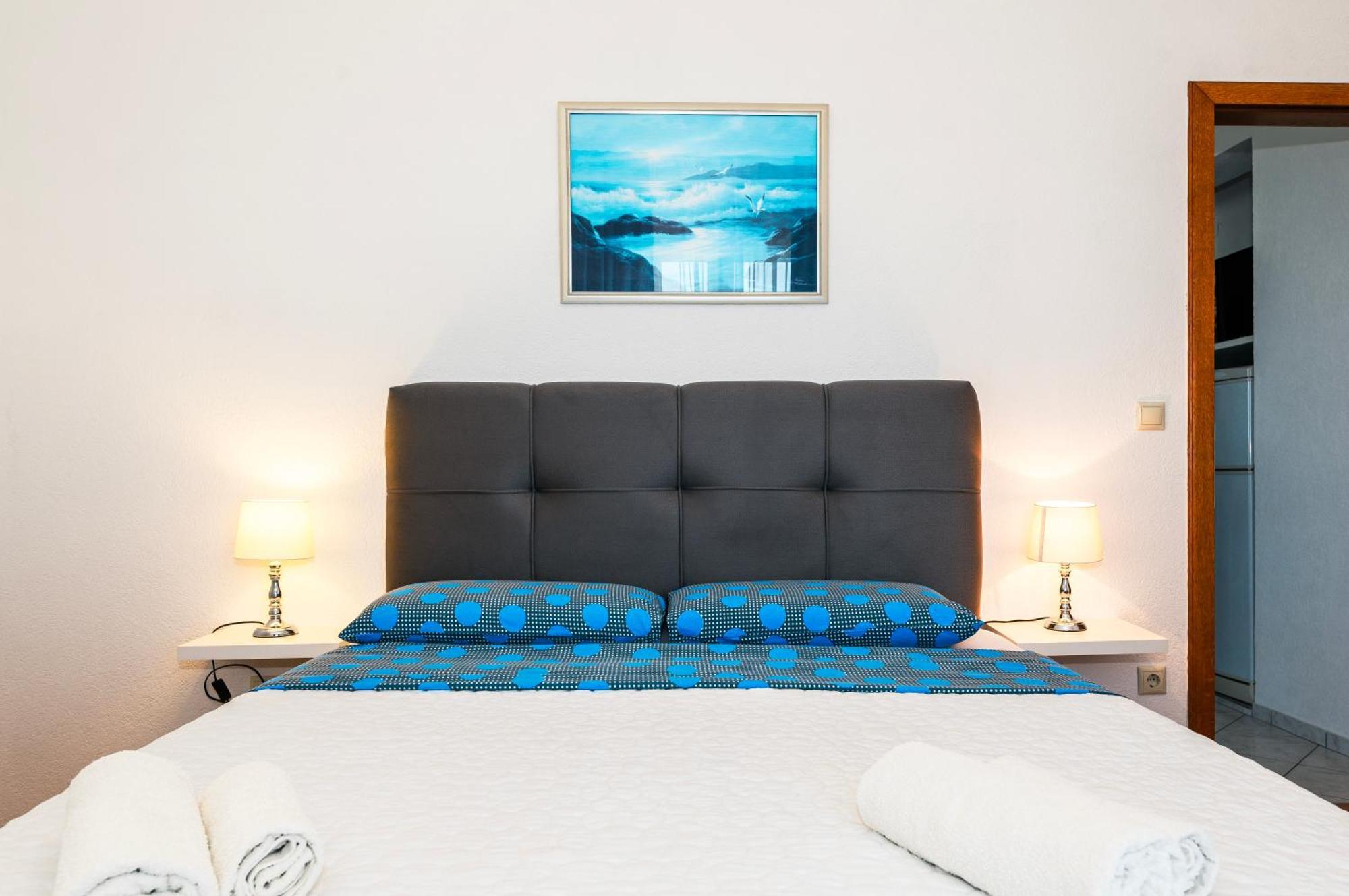 Apartments Plavi Biser Šibenik Oda fotoğraf