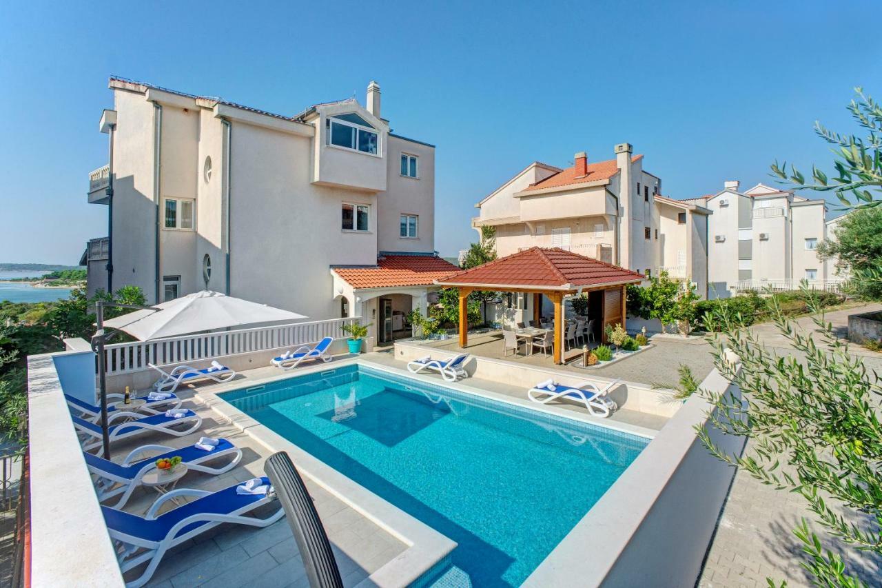 Apartments Plavi Biser Šibenik Dış mekan fotoğraf